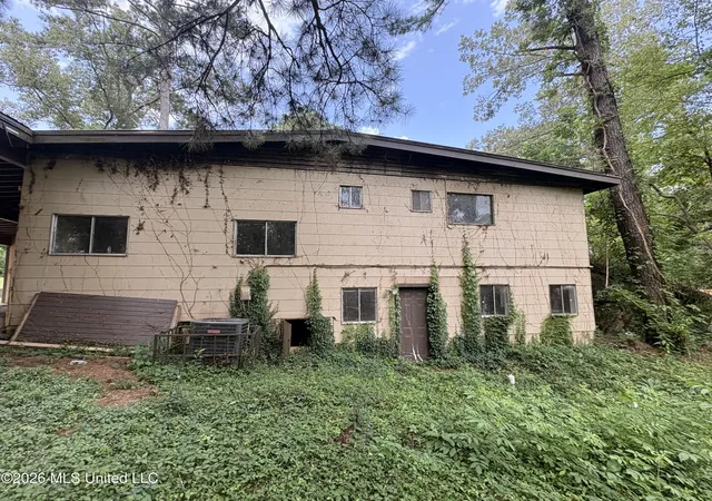 Photo 1 of Single family home for sale at 2729 E Benwood Dr, Jackson, MS 39204 | MLS# 4157699 | Listing updated on 2026-08-19