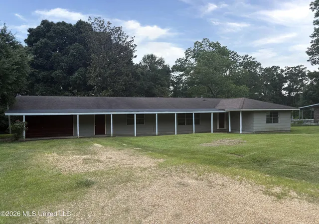 1st image of 1728 Walton Ave, Wiggins, MS 39577 | MLS# 4157690