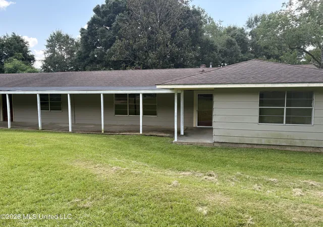 2nd image of 1728 Walton Ave, Wiggins, MS 39577 | MLS# 4157690