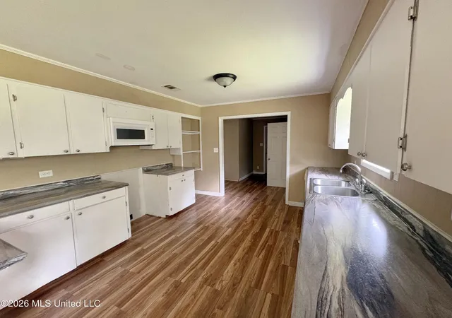 Photo 4 of Single family home for sale at 1728 Walton Ave, Wiggins, MS 39577 | MLS# 4157690 | Listing updated on 2026-09-29