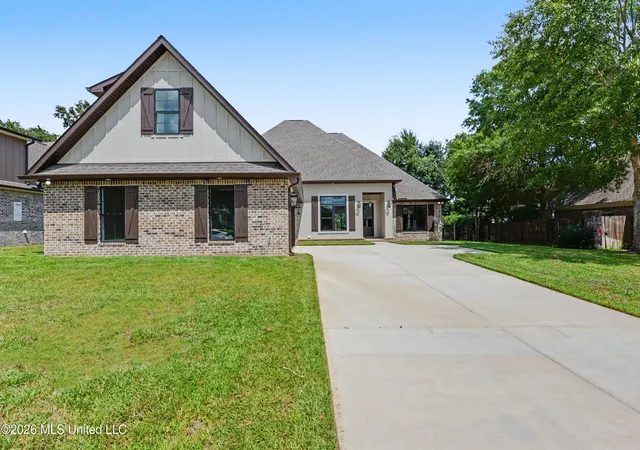 Photo 1 of Single family home for sale at 138 Destiny Oaks Dr, Long Beach, MS 39560 | MLS# 4157737 | Listing updated on 2026-09-10