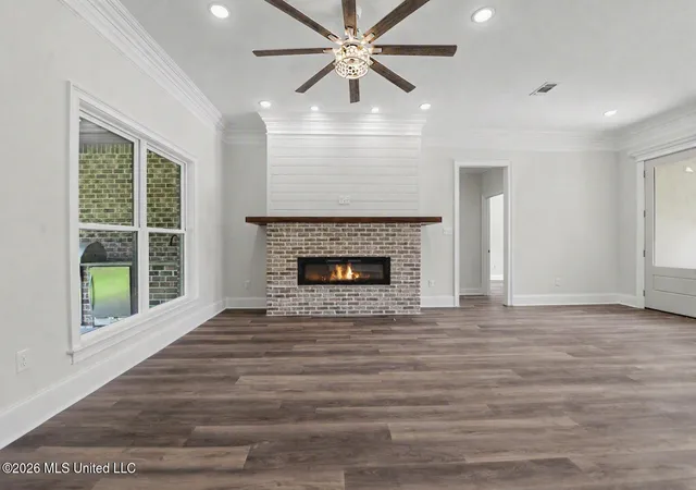 Photo 3 of Single family home for sale at 138 Destiny Oaks Dr, Long Beach, MS 39560 | MLS# 4157737 | Listing updated on 2026-09-10