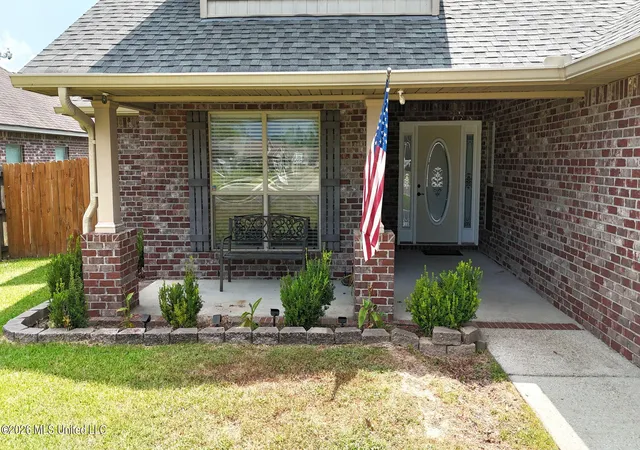 Photo 3 of Sale Pending at 17288 Meadowbrook Ln, Gulfport, MS 39503 | MLS# 4158433 | Listing updated on 2026-08-19