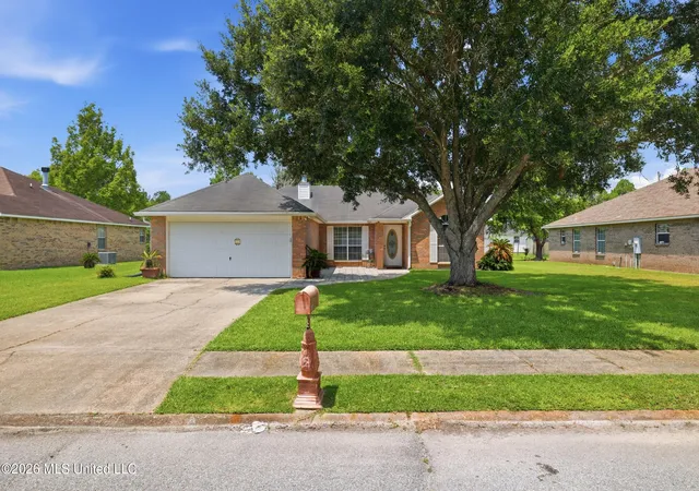 Photo 2 of Sale Pending at 3217 Stonegate Cir, Gautier, MS 39553 | MLS# 4157971 | Listing updated on 2026-09-11