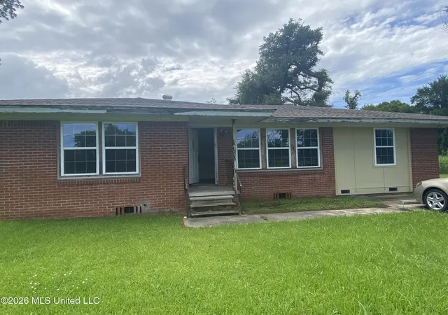Photo 1 of Single family home for sale at 101 Vidalia Dr, Ridgecrest, LA 71334 | MLS# 4158242 | Listing updated on 2026-08-05