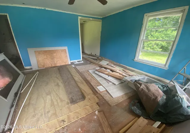 Photo 3 of Single family home for sale at 104 Pecan St, Ridgecrest, LA 71334 | MLS# 4158247 | Listing updated on 2026-08-05