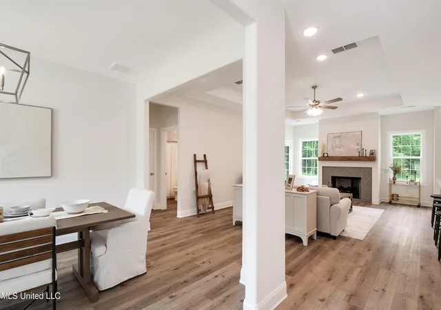 Photo 3 of Single family home for sale at 7327 Newbury Dr, Olive Branch, MS 38654 | MLS# 4157755 | Listing updated on 2026-08-25