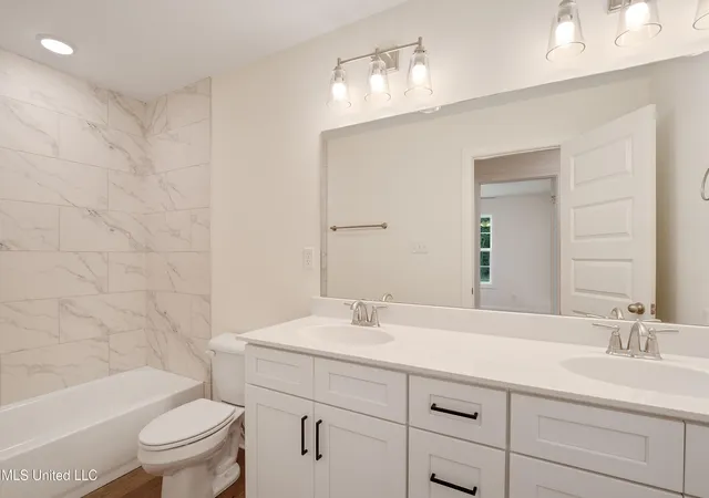 Photo 40 of Single family home for sale at 7327 Newbury Dr, Olive Branch, MS 38654 | MLS# 4157755 | Listing updated on 2026-08-25