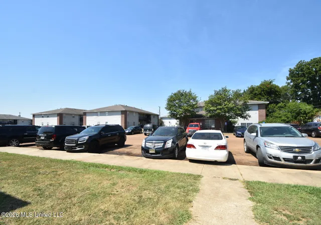 1st image of 1300 Roosevelt Ave, Greenwood, MS 38930 | MLS# 4159781