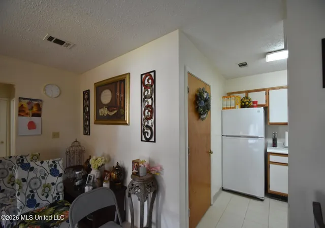 Photo 4 of Sale Pending at 1300 Roosevelt Ave, Greenwood, MS 38930 | MLS# 4159781 | Listing updated on 2026-08-30
