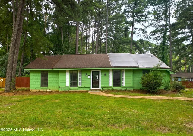 Photo 1 of Single family home for sale at 102 Dogwood Cir, Brandon, MS 39047 | MLS# 4157767 | Listing updated on 2026-09-10