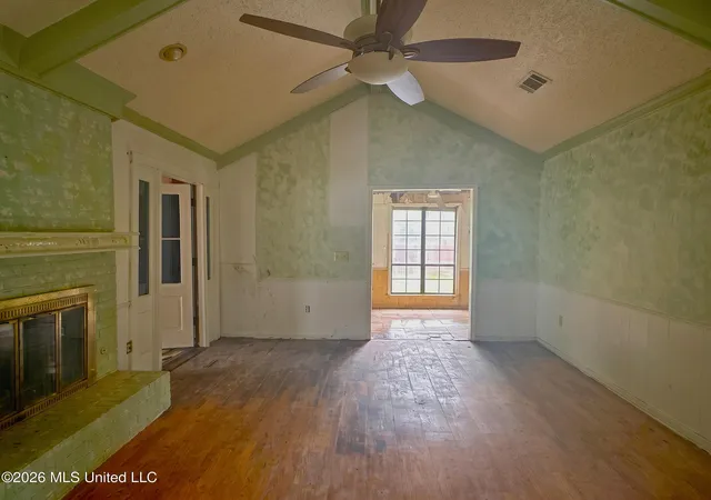 Photo 2 of Single family home for sale at 102 Dogwood Cir, Brandon, MS 39047 | MLS# 4157767 | Listing updated on 2026-09-10