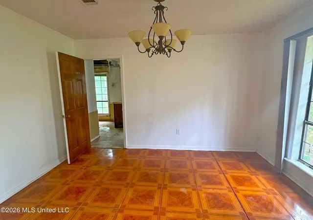 Photo 3 of Single family home for sale at 102 Dogwood Cir, Brandon, MS 39047 | MLS# 4157767 | Listing updated on 2026-09-10