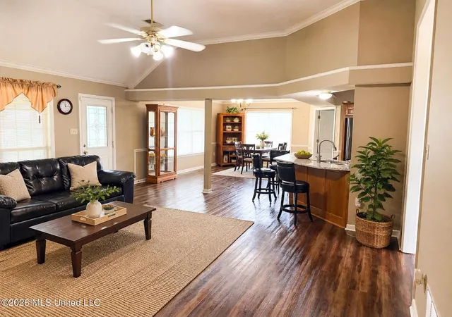 Photo 2 of Single family home for sale at 4676 Henry Dr, Southaven, MS 38672 | MLS# 4157771 | Listing updated on 2026-08-24