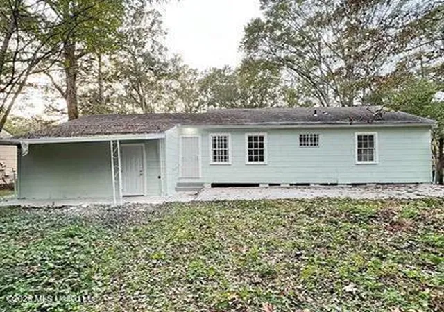 Photo 1 of Single family home for sale at 1924 Willow Way, Jackson, MS 39204 | MLS# 4157779 | Listing updated on 2026-08-01