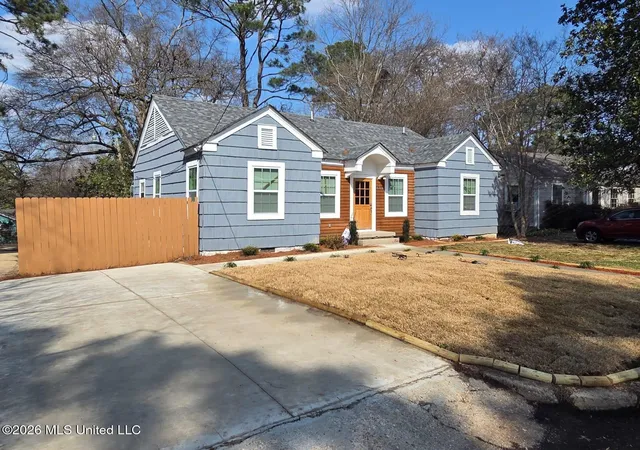 Photo 1 of Single family home for sale at 420 Downing St, Jackson, MS 39216 | MLS# 4157794 | Listing updated on 2026-09-14
