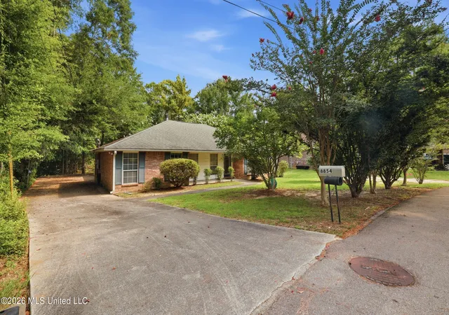 Photo 4 of Sale Pending at 8854 Kipapa Way, Diamondhead, MS 39525 | MLS# 4158006 | Listing updated on 2026-09-09