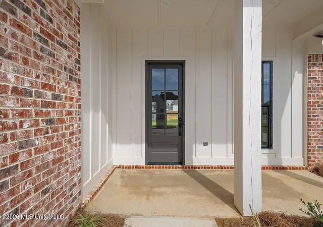Photo 2 of Single family home for sale at 420 Aurora Cir, Canton, MS 39046 | MLS# 4157819 | Listing updated on 2026-09-07