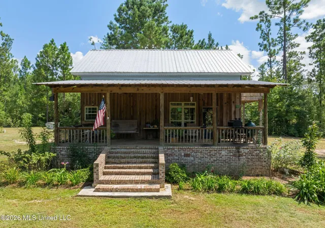 Photo 3 of Single family home for sale at 109 B Lowe Ln, Lumberton, MS 39455 | MLS# 4157891 | Listing updated on 2026-09-15