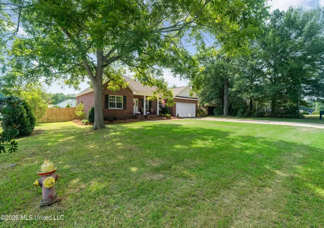 Photo 3 of Single family home for sale at 200 Poplar St, Sumrall, MS 39482 | MLS# 4157835 | Listing updated on 2026-10-09