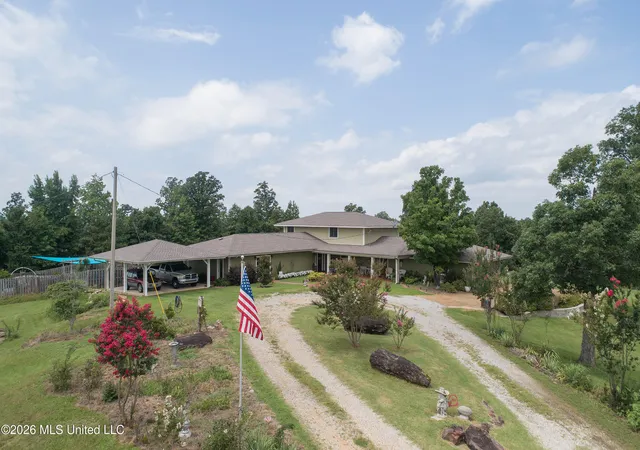 Photo 2 of Single family home for sale at 466 W Highway 4, Holly Springs, MS 38635 | MLS# 4157872 | Listing updated on 2026-09-04