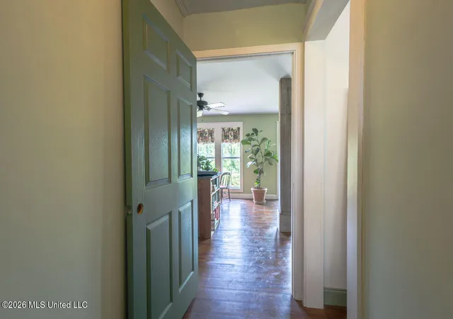 Photo 3 of Single family home for sale at 76 Shadow Lake Dr, Hattiesburg, MS 39401 | MLS# 4157861 | Listing updated on 2026-08-03