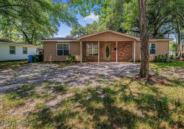 Photo 1 of Single family home for sale at 3215 Detroit Ave, Pascagoula, MS 39581 | MLS# 4157857 | Listing updated on 2026-09-18