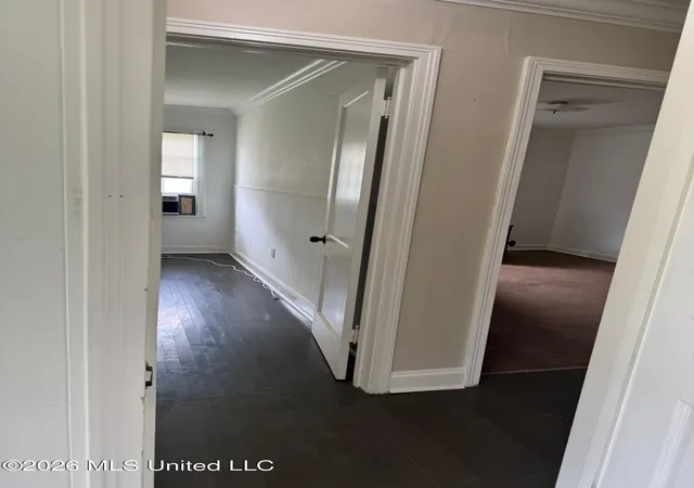 Photo 3 of Single family home for sale at 1118 W Mcdowell Rd, Jackson, MS 39204 | MLS# 4158074 | Listing updated on 2026-09-09