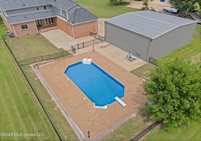 Photo 2 of Single family home for sale at 1890 Green Village Dr, Hernando, MS 38632 | MLS# 4157894 | Listing updated on 2026-09-20