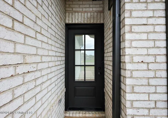Photo 3 of Single family home for sale at 2482 Dela Dr, Southaven, MS 38672 | MLS# 4157926 | Listing updated on 2026-10-01