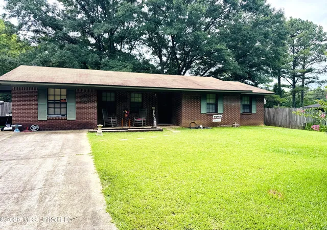 Photo 1 of Single family home for sale at 102 Chatwin St, Kosciusko, MS 39090 | MLS# 4157895 | Listing updated on 2026-09-03