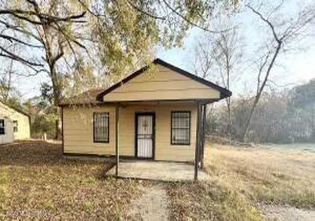 Photo 1 of Single family home for sale at 4210 Chennault Ave, Jackson, MS 39209 | MLS# 4157903 | Listing updated on 2026-08-03