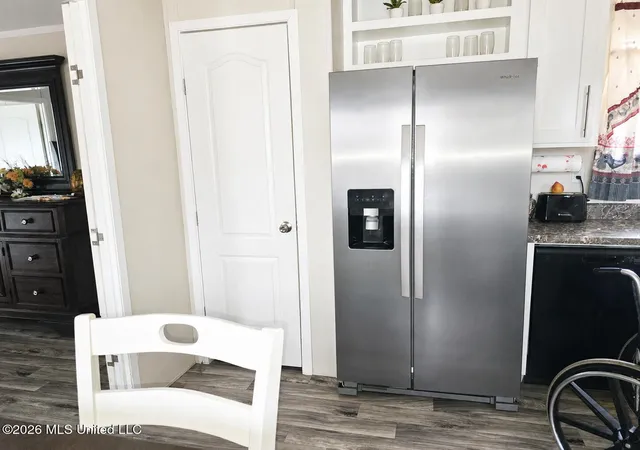 Photo 2 of Manufactured home for sale at 101 Railroad Ave, Beulah, MS 38726 | MLS# 4157921 | Listing updated on 2026-08-03