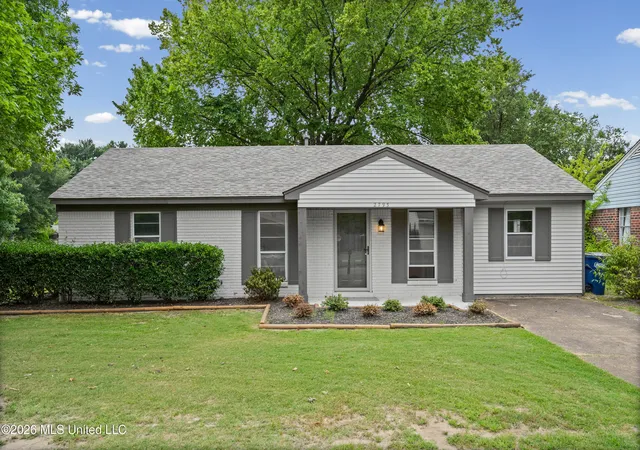 Photo 2 of Sale Pending at 2793 Ashbriar Dr, Horn Lake, MS 38637 | MLS# 4157982 | Listing updated on 2026-08-29