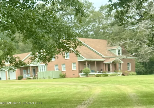 Photo 1 of Single family home for sale at 1701 W Old Robinson Rd, Carthage, MS 39051 | MLS# 4158103 | Listing updated on 2026-09-09