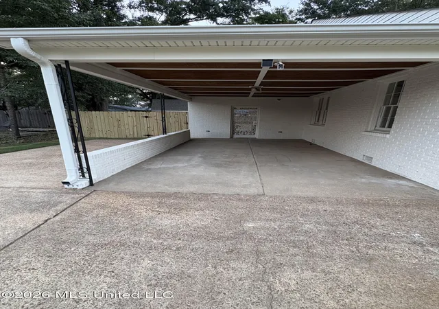 Photo 4 of Single family home for sale at 206 Bowden St, Senatobia, MS 38668 | MLS# 4157994 | Listing updated on 2026-08-03