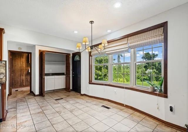 Photo 3 of Single family home for sale at 3629 Highway 4 E, Holly Springs, MS 38635 | MLS# 4158084 | Listing updated on 2026-09-01