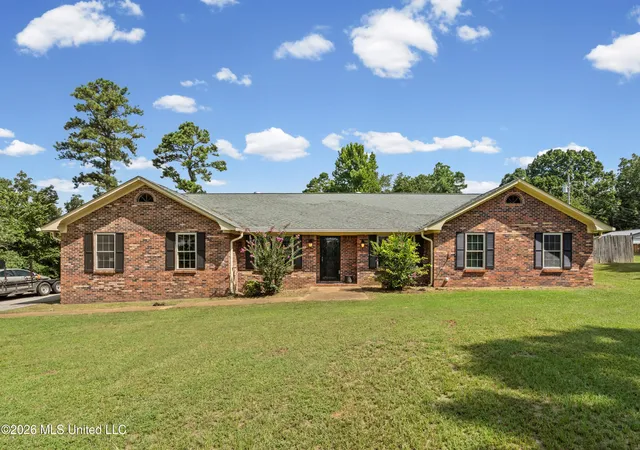Photo 1 of Single family home for sale at 3629 Highway 4 E, Holly Springs, MS 38635 | MLS# 4158084 | Listing updated on 2026-09-01