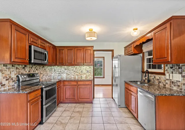 Photo 2 of Single family home for sale at 3629 Highway 4 E, Holly Springs, MS 38635 | MLS# 4158084 | Listing updated on 2026-09-01