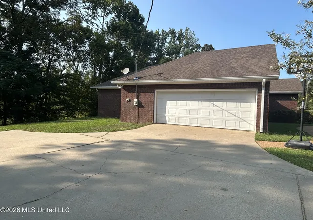 2nd image of 195 County Road 370, Greenwood, MS 38930 | MLS# 4158313