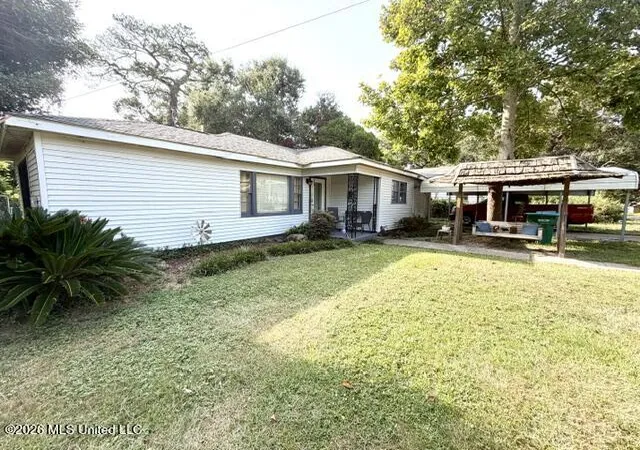 Photo 2 of Single family home for sale at 2524 Kelly Ave, Gulfport, MS 39501 | MLS# 4158030 | Listing updated on 2026-09-09