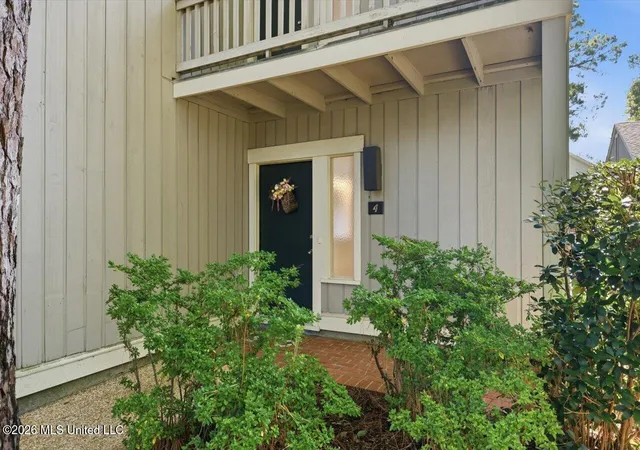 Photo 1 of Condo for sale at 4 Eastbrooke St, Jackson, MS 39216 | MLS# 4158291 | Listing updated on 2026-08-06