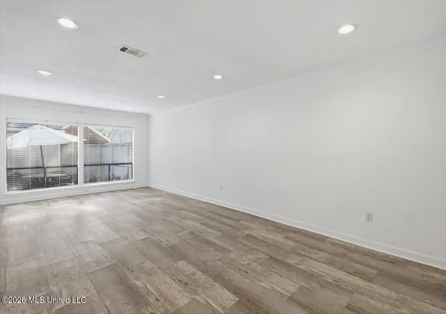Photo 3 of Condo for sale at 4 Eastbrooke St, Jackson, MS 39216 | MLS# 4158291 | Listing updated on 2026-08-06