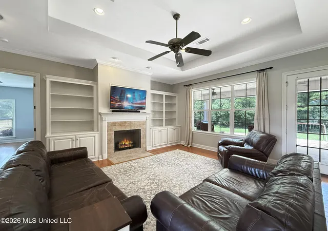 Photo 4 of Single family home for sale at 1010 Longwood Pl, Pearl, MS 39208 | MLS# 4158220 | Listing updated on 2026-09-22