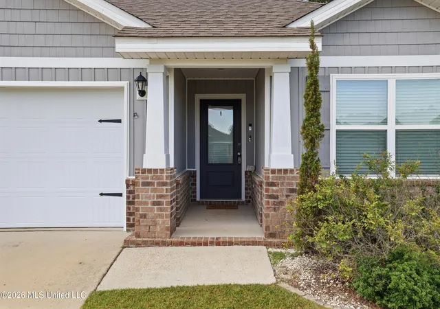 Photo 3 of Sale Pending at 6575 Eastland Cir, Biloxi, MS 39532 | MLS# 4158082 | Listing updated on 2026-10-03