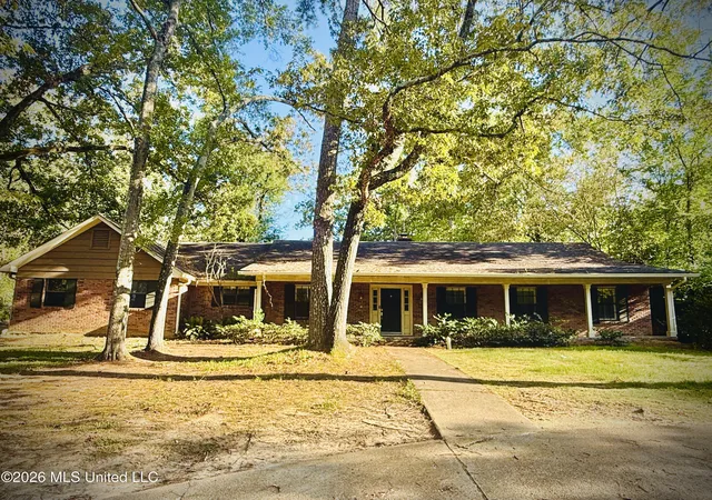 Photo 1 of Sale Pending at 2119 E Northside Dr, Jackson, MS 39211 | MLS# 4158032 | Listing updated on 2026-08-14