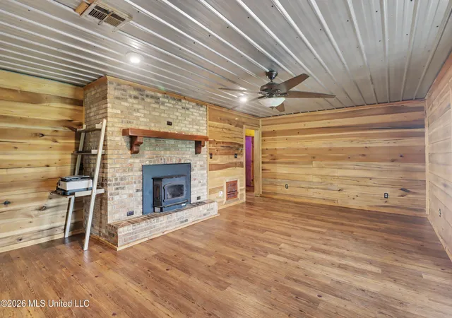 Photo 3 of Sale Pending at 116 Levi Bryant Rd, Lumberton, MS 39455 | MLS# 4158073 | Listing updated on 2026-09-13