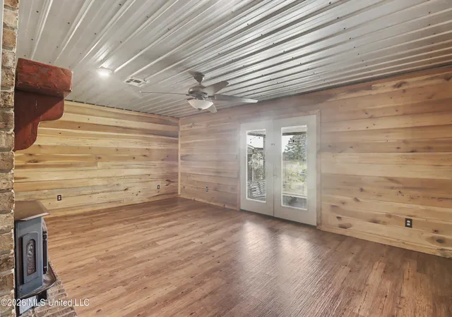 Photo 4 of Sale Pending at 116 Levi Bryant Rd, Lumberton, MS 39455 | MLS# 4158073 | Listing updated on 2026-09-13