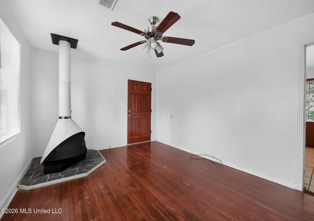 Photo 3 of Single family home for sale at 1601 Maria Dr, Jackson, MS 39204 | MLS# 4158498 | Listing updated on 2026-09-17