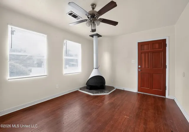 Photo 4 of Single family home for sale at 1601 Maria Dr, Jackson, MS 39204 | MLS# 4158498 | Listing updated on 2026-09-17